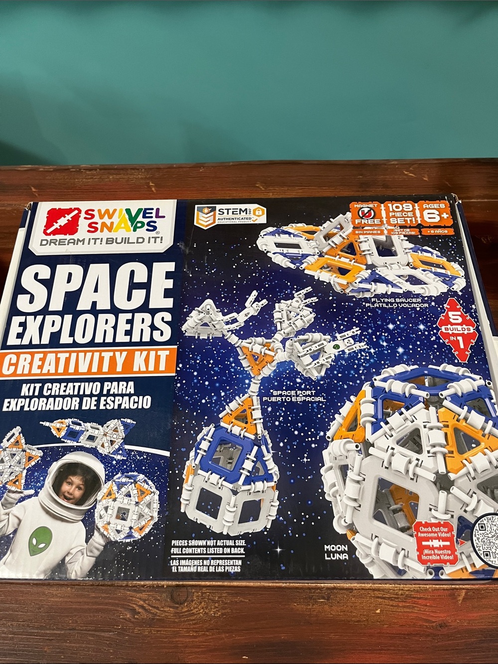 Anker Space Explorers Creativity Kit - White, Blue & Orange